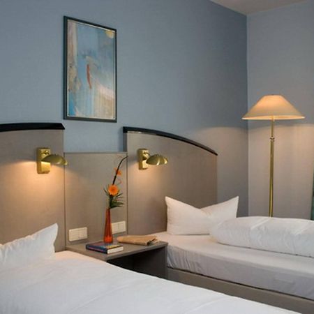 Hotel Alt Tempelhof Berlim Quarto foto