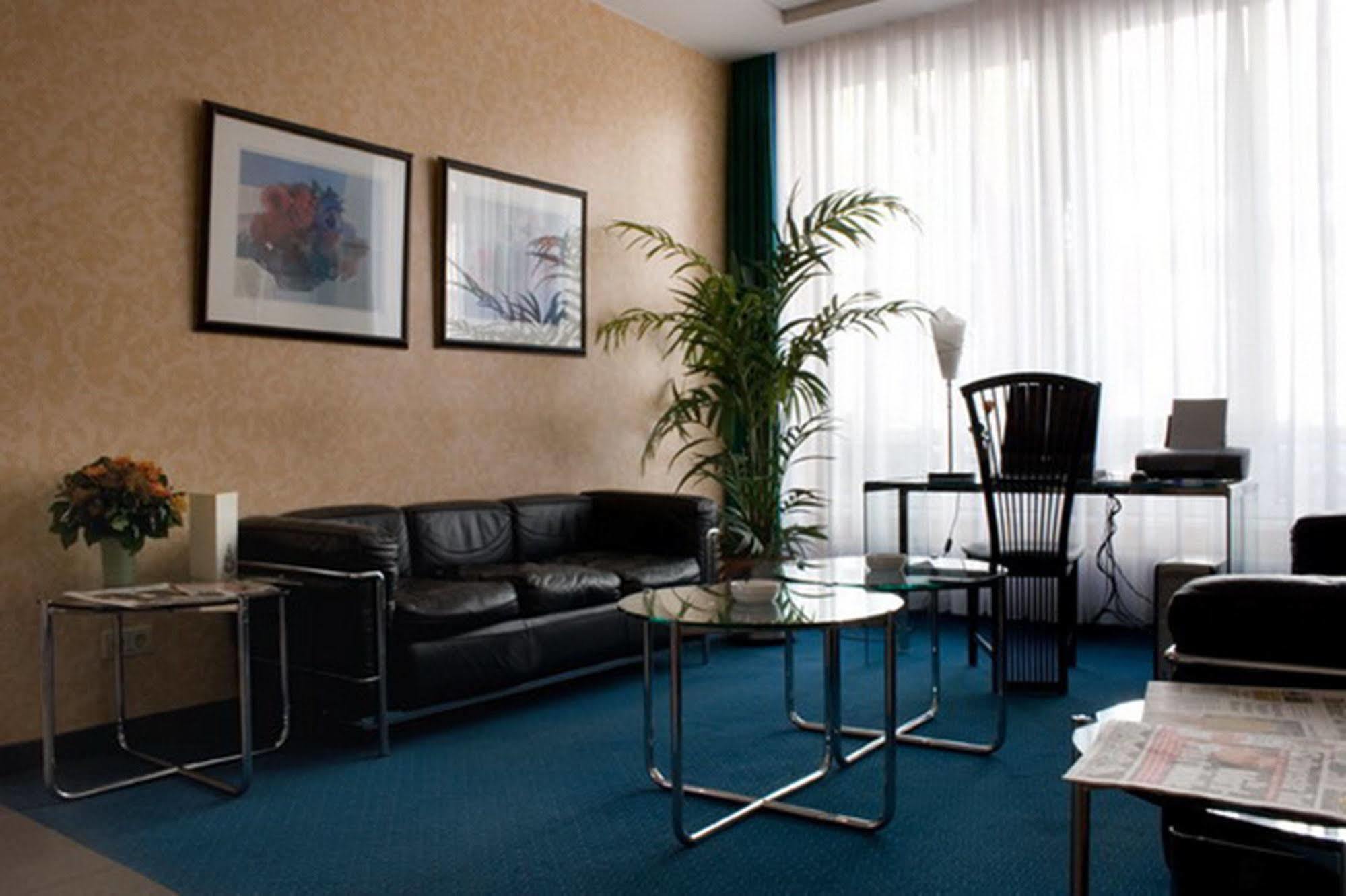 Hotel Alt Tempelhof Berlim Interior foto